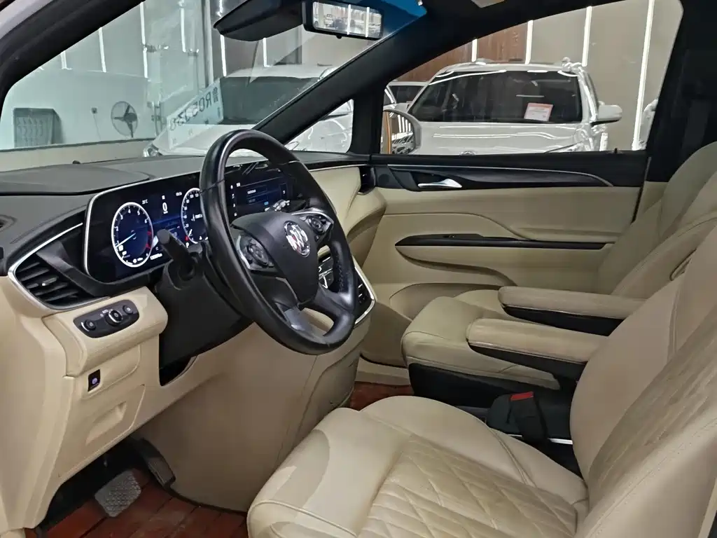 Buick GL8 — миниатюра 3