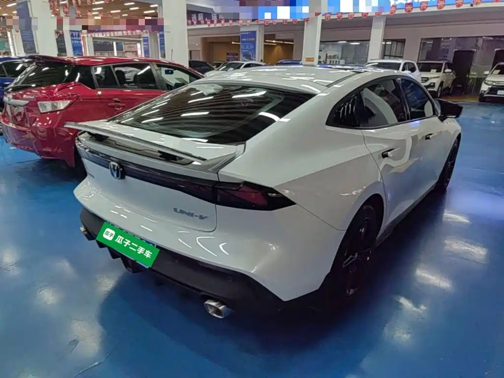 Changan UNI-V — миниатюра 7