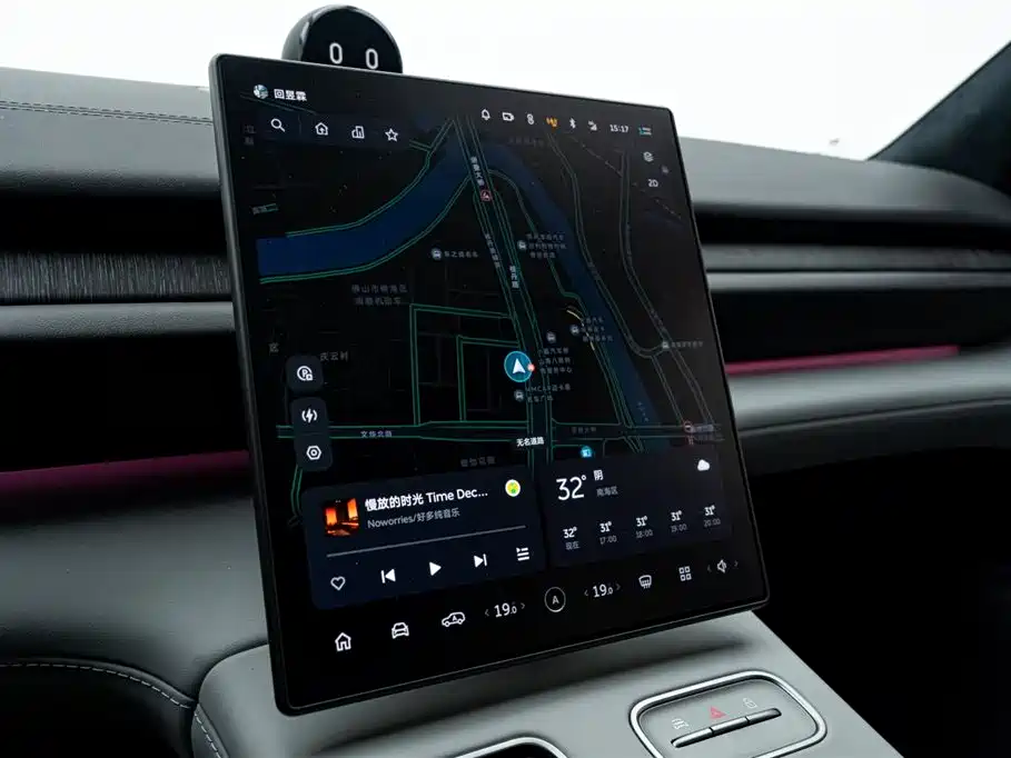 NIO ES6 — миниатюра 18
