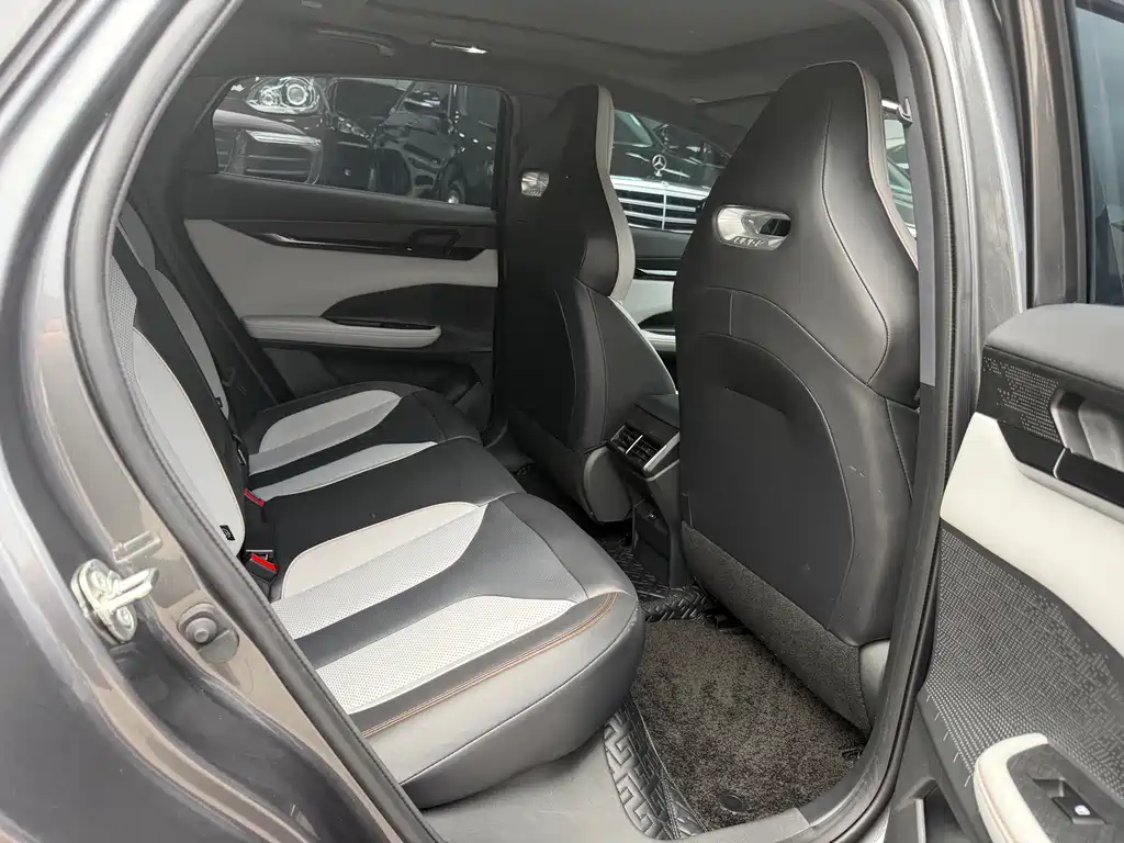 Changan UNI-V iDD — миниатюра 5