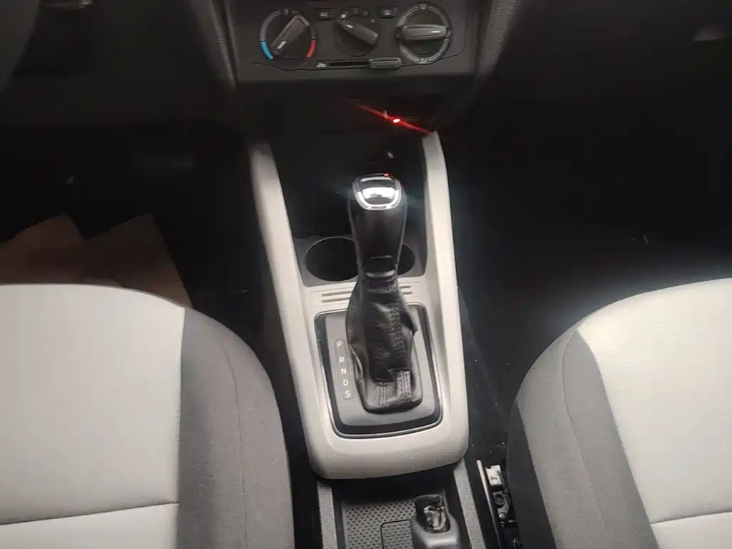 Skoda Fabia — миниатюра 14