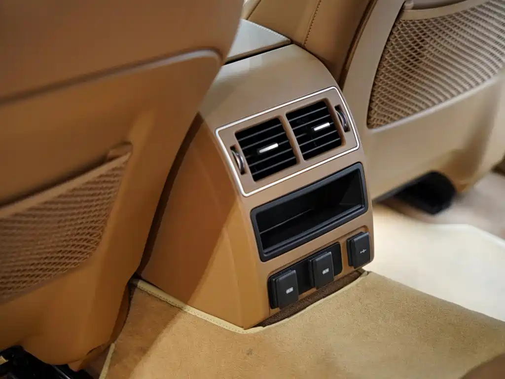 Jaguar XFL — миниатюра 45