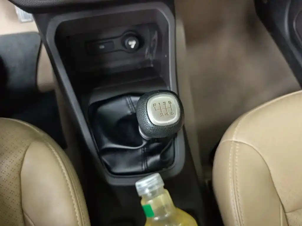 Wuling Hongguang — миниатюра 14