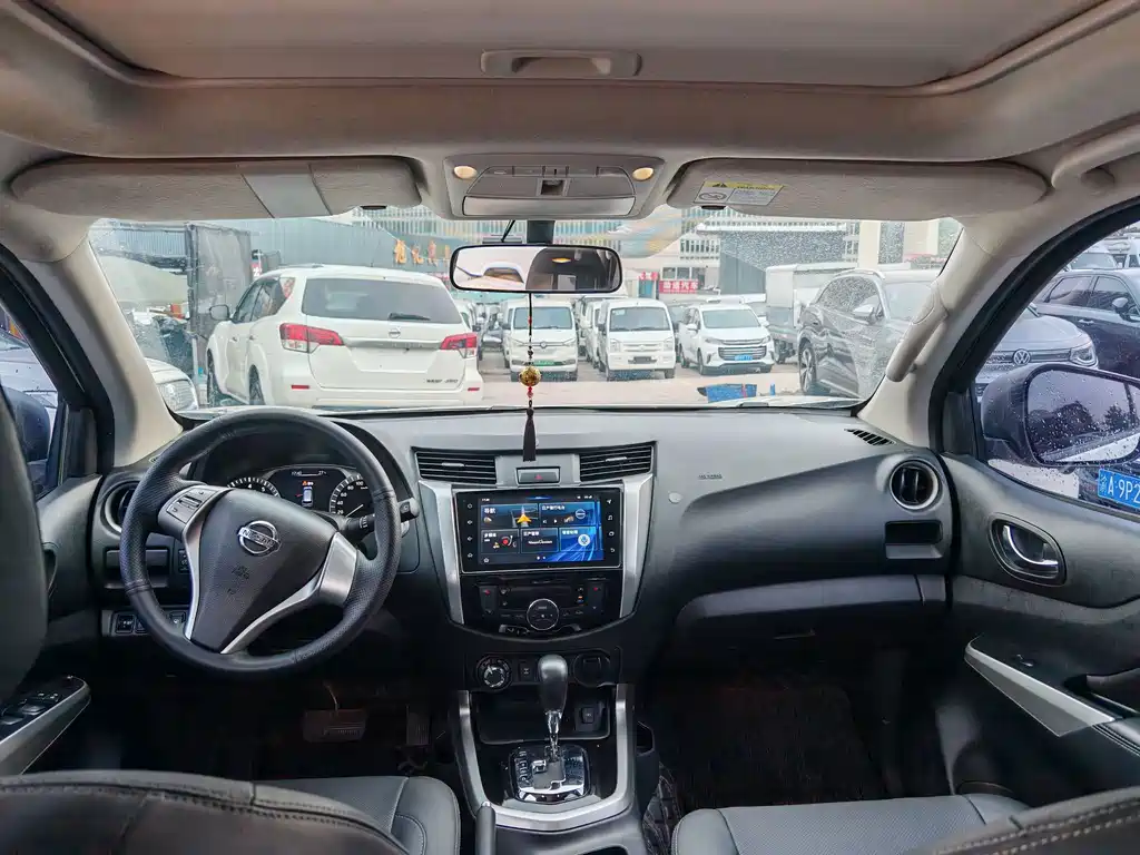 Nissan Terra — миниатюра 5
