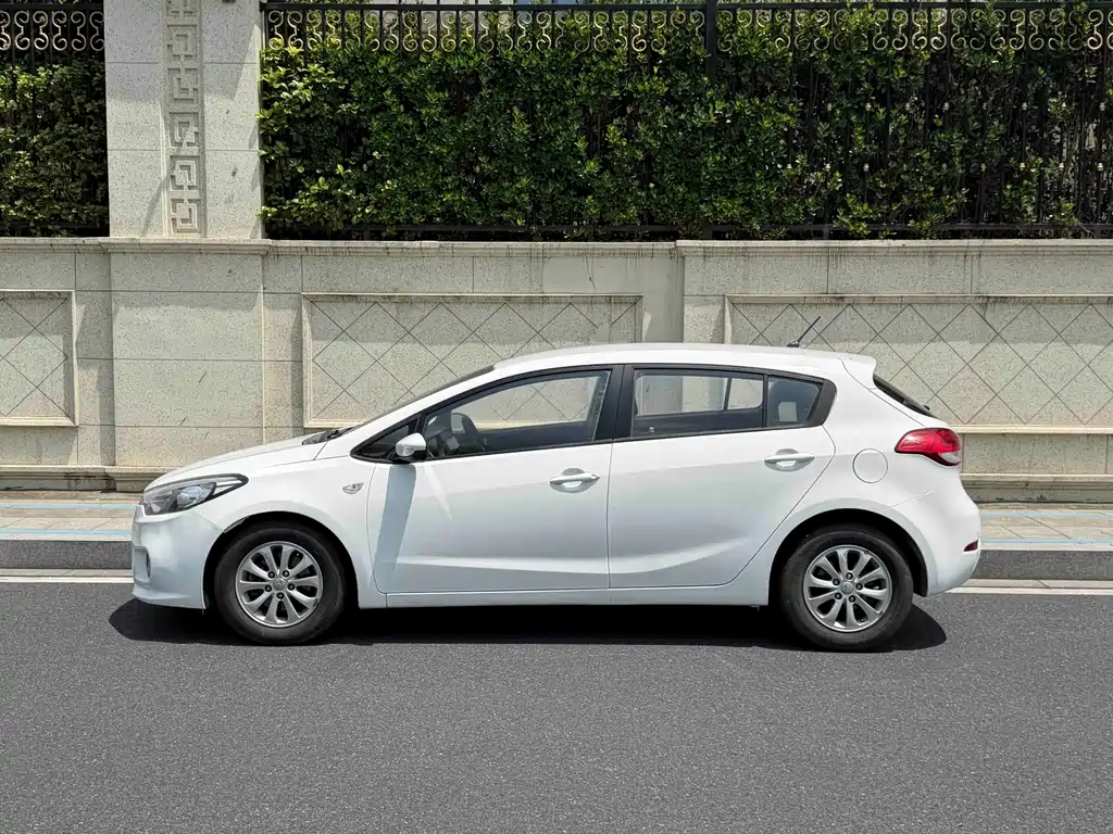 Kia K3S — миниатюра 3