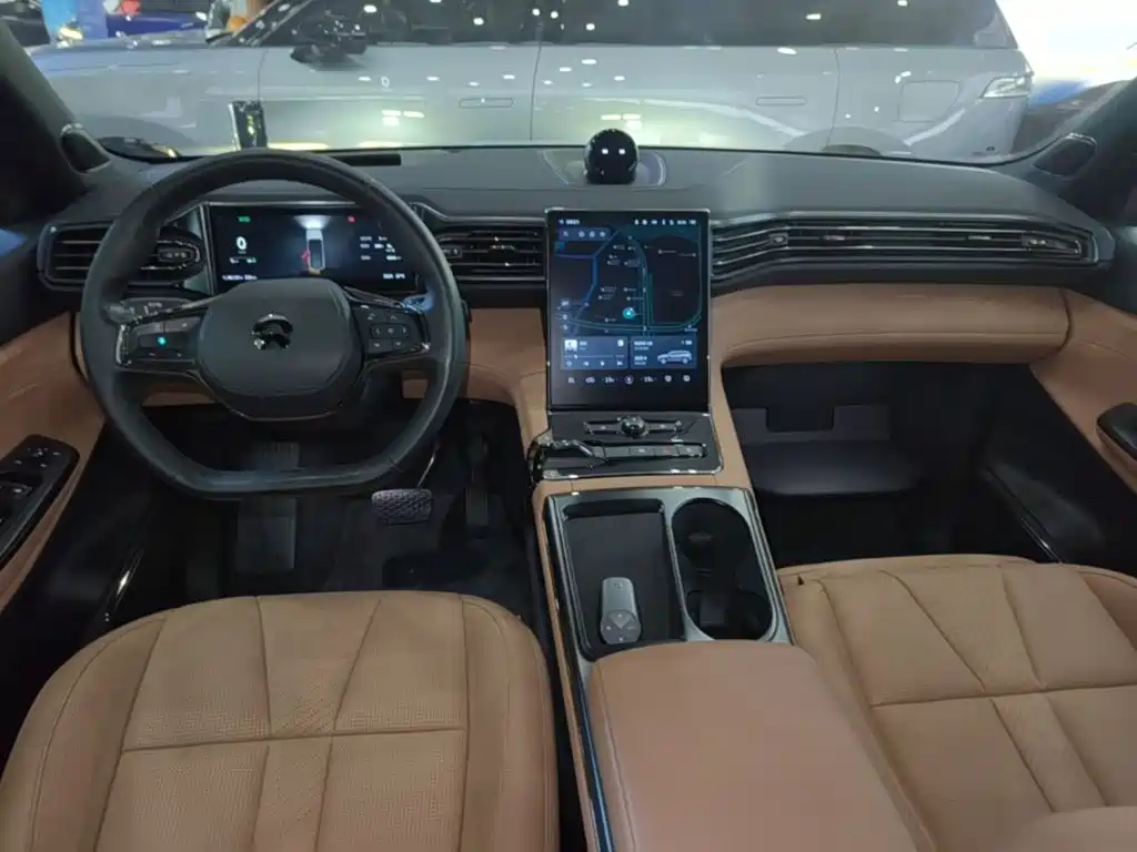 NIO ES8 — миниатюра 10