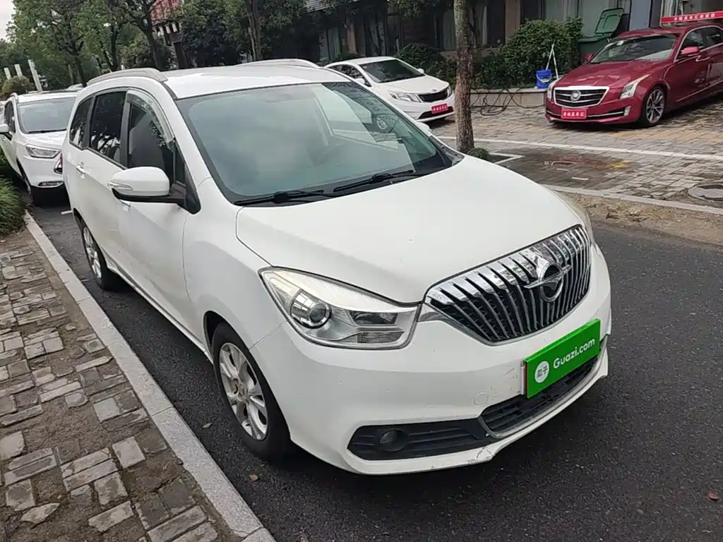 Haima Familia MPV — миниатюра 4
