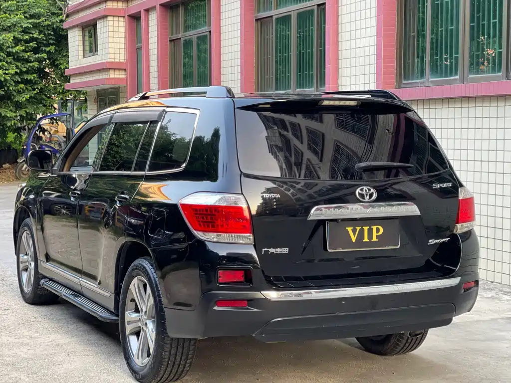 Toyota Highlander — миниатюра 9
