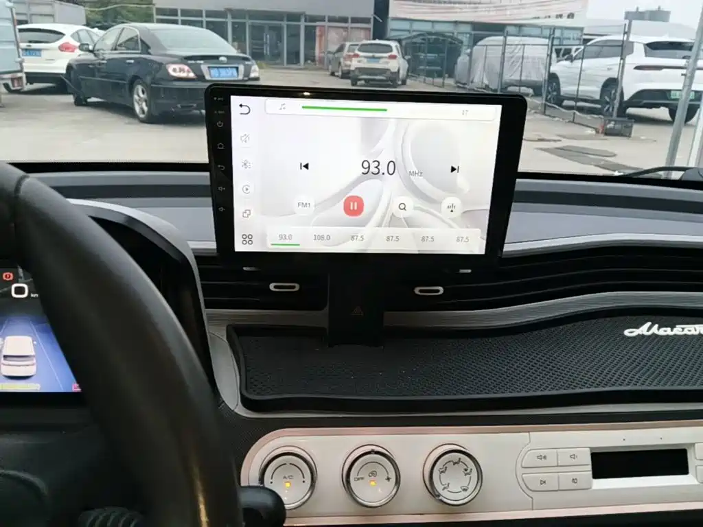 Wuling MINIEV — миниатюра 18