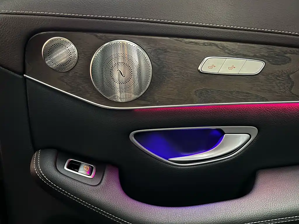 Mercedes-Benz GLC — миниатюра 19