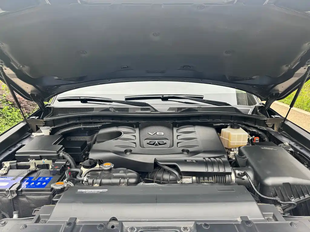 Infiniti QX80 2016 5.6L 4WD