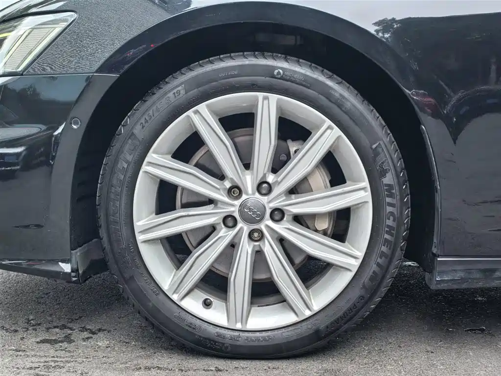 Audi A6L — миниатюра 24
