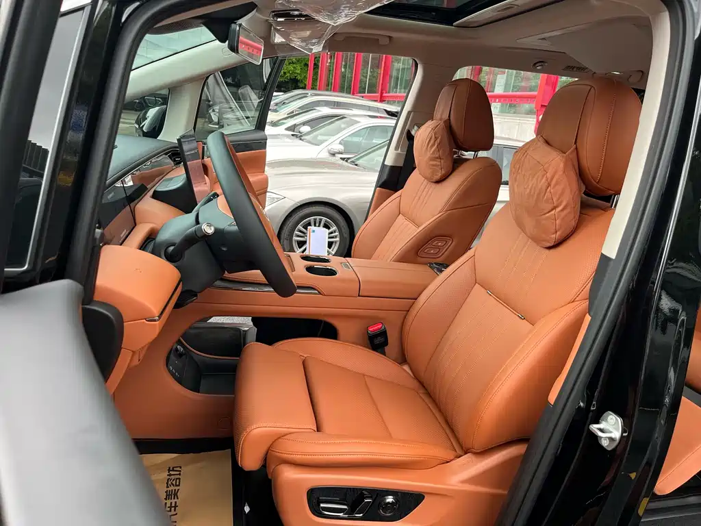 GAC Motor Trumpchi Xiangwang M8 — миниатюра 12