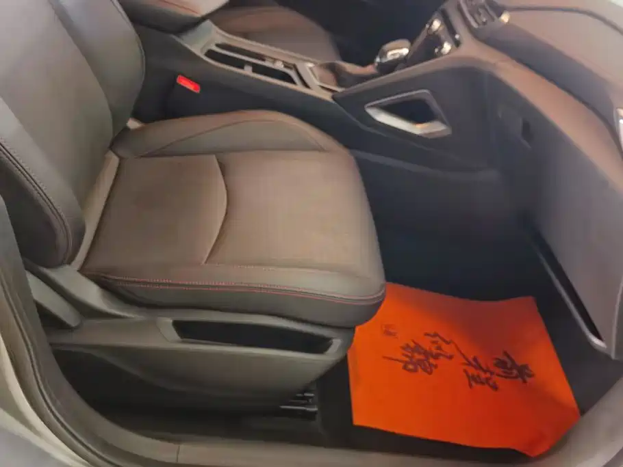 Chevrolet Volando — миниатюра 8