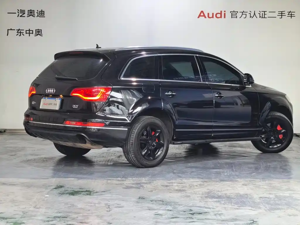 Audi Q7 — миниатюра 3