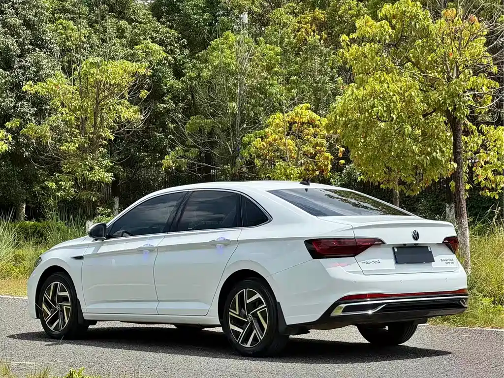 Volkswagen Sagitar — миниатюра 6