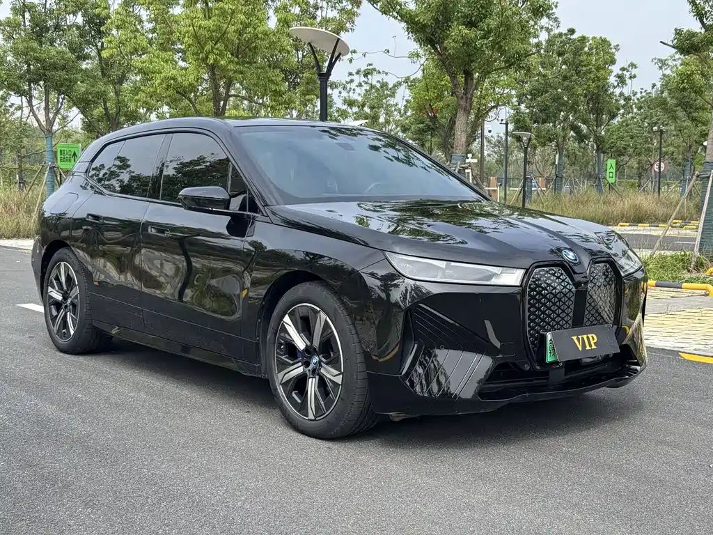 BMW iX 2022 xDrive40
