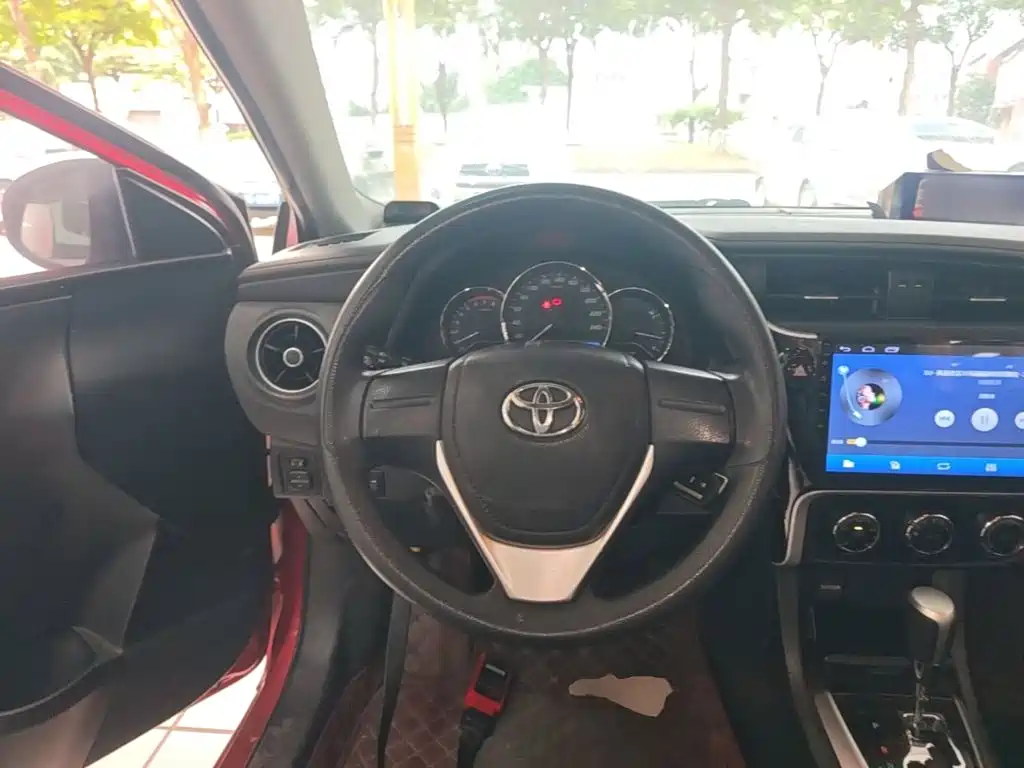 Toyota Corolla — миниатюра 11