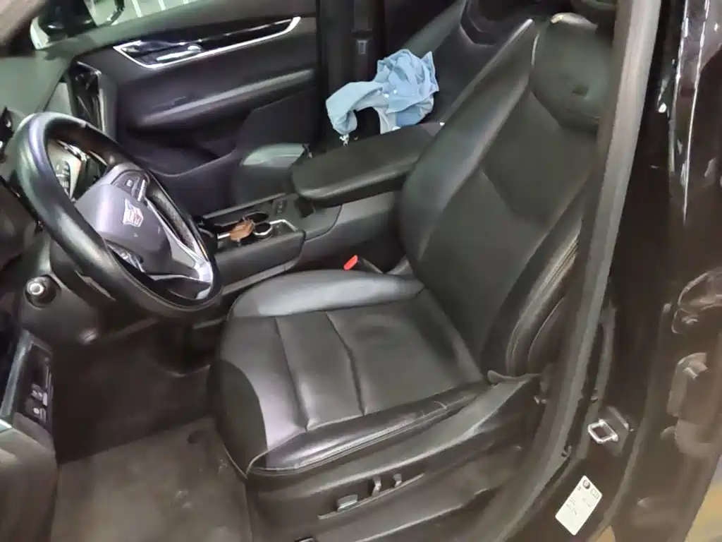 Cadillac XT6 — миниатюра 15