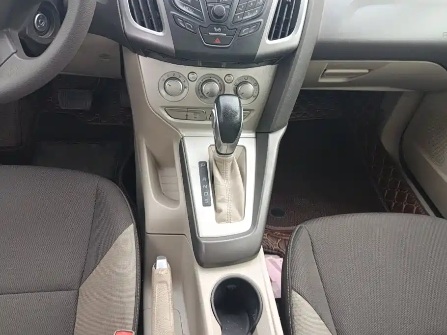 Ford Focus — миниатюра 16