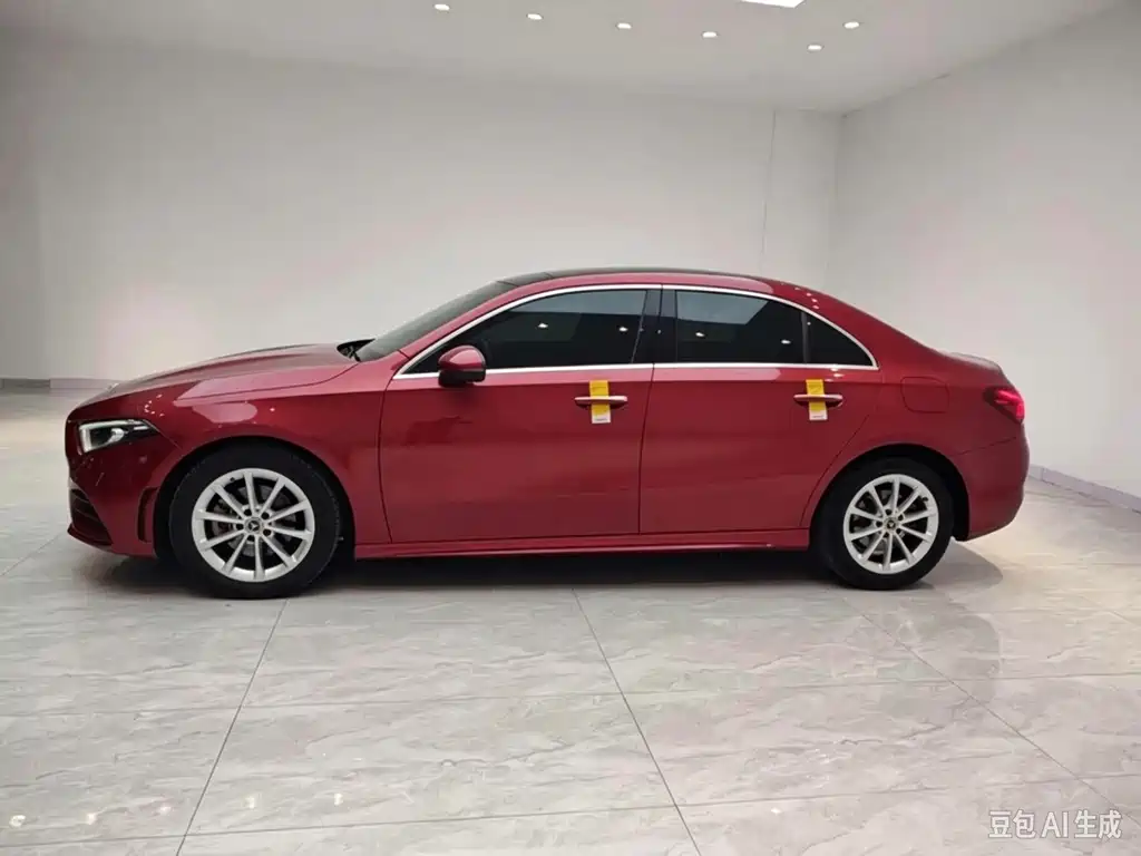 Mercedes-Benz A-Class — миниатюра 4