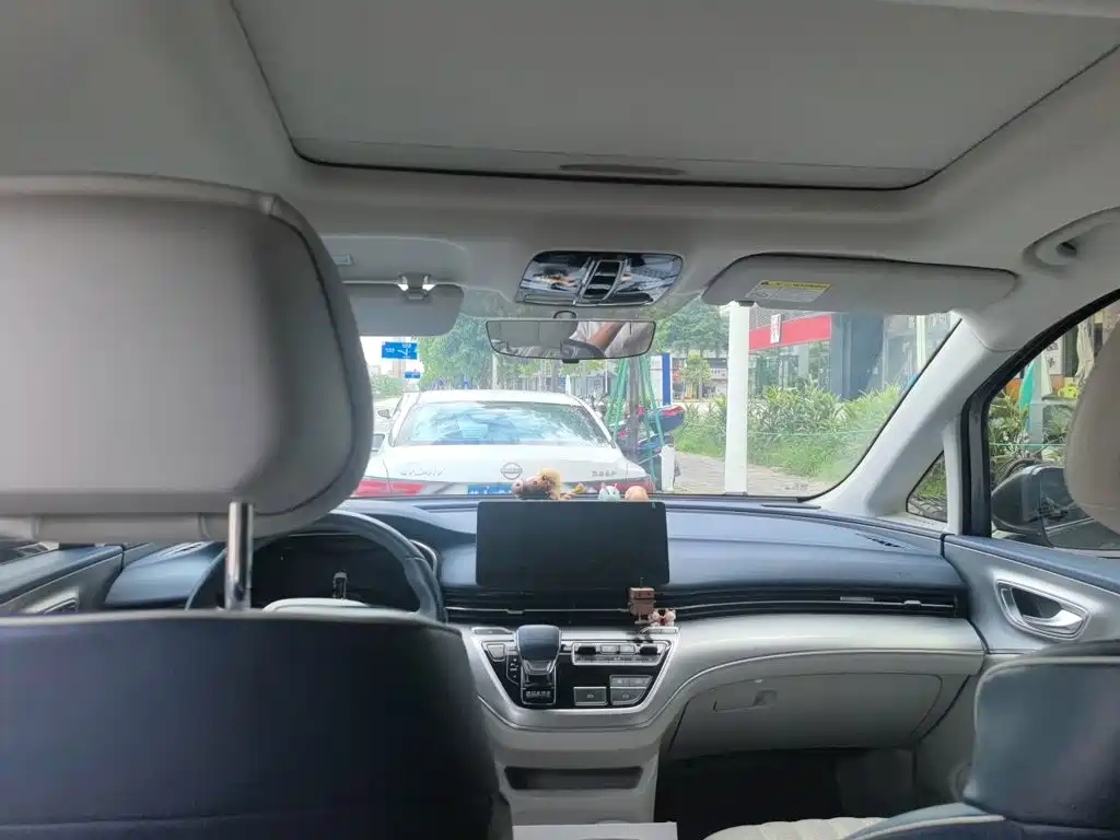 Roewe iMAX8 — миниатюра 9