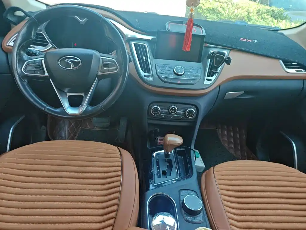 Soueast DX7 2015 1.5T AT Luxury