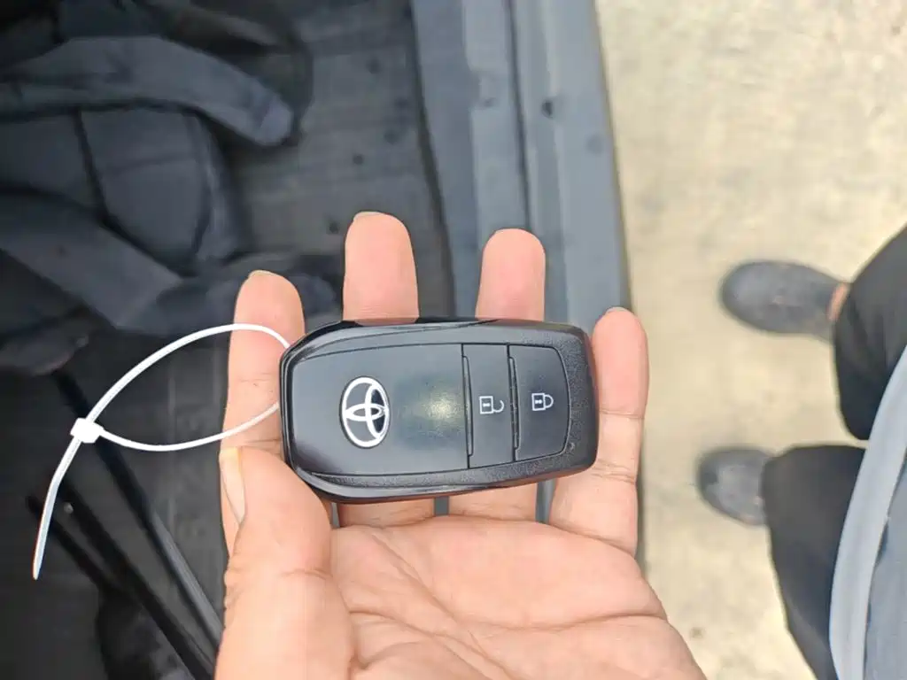 Toyota bZ3 — миниатюра 9