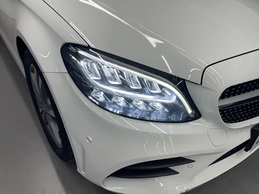 Mercedes-Benz C-Class — миниатюра 30