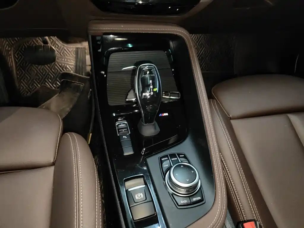 BMW X2 — миниатюра 14