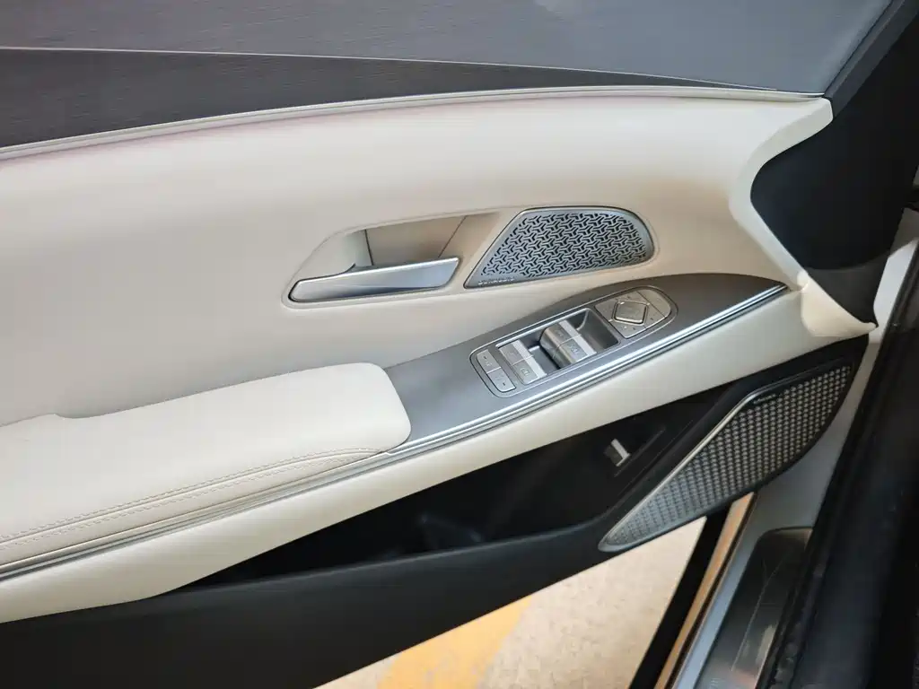 BYD Han L 2025 DM-i 200KM Flagship