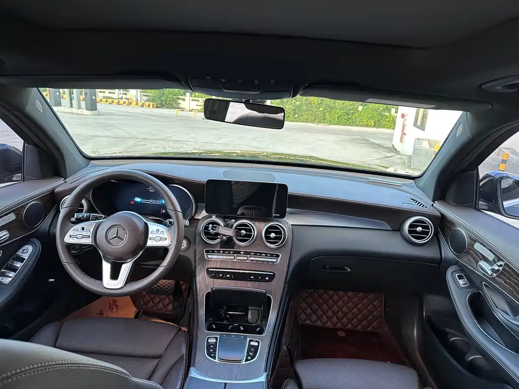 Mercedes-Benz GLC — миниатюра 6