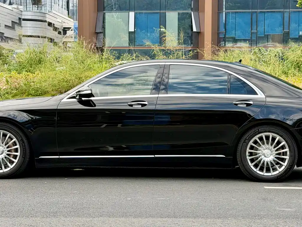Mercedes-Benz S-Class — миниатюра 6