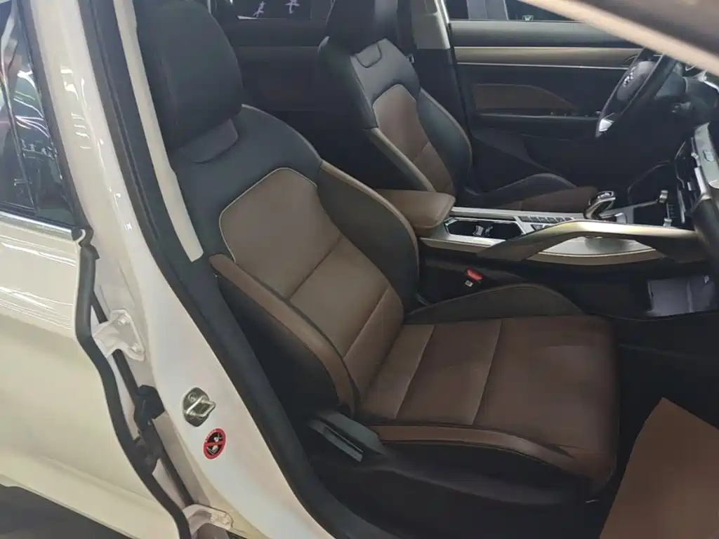 Geely Binyue — миниатюра 25