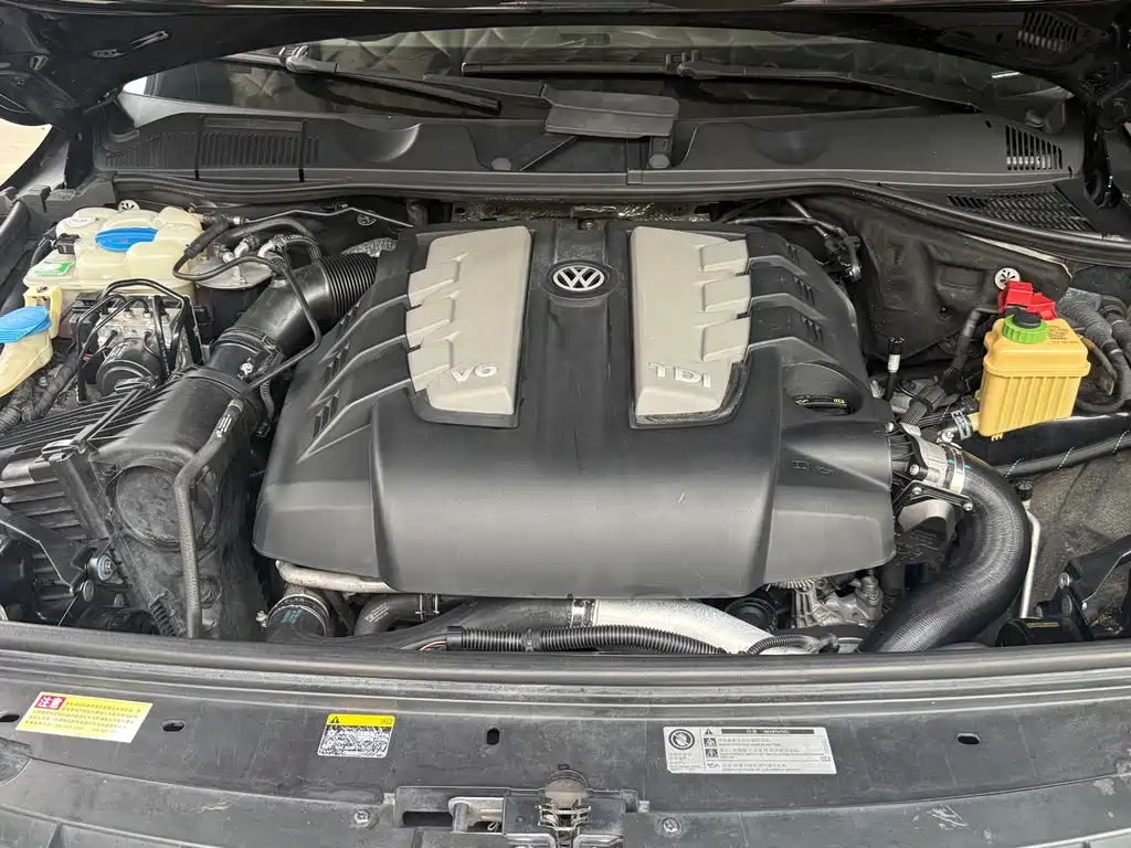Volkswagen Touareg — миниатюра 13
