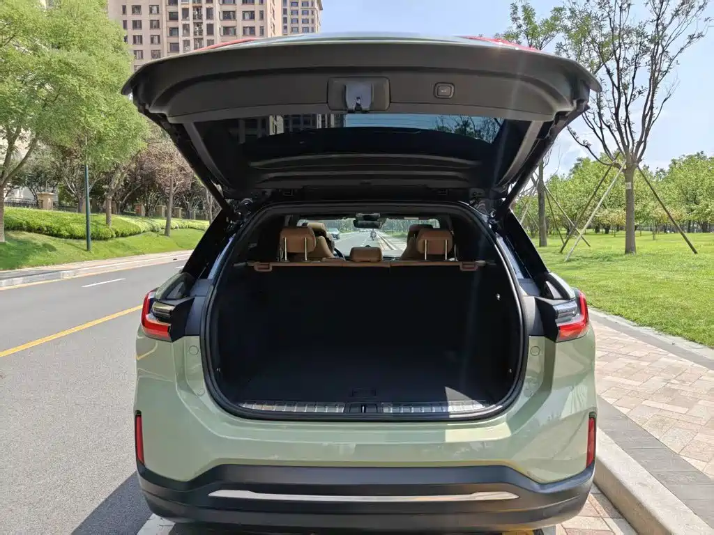 NIO ES6 — миниатюра 19