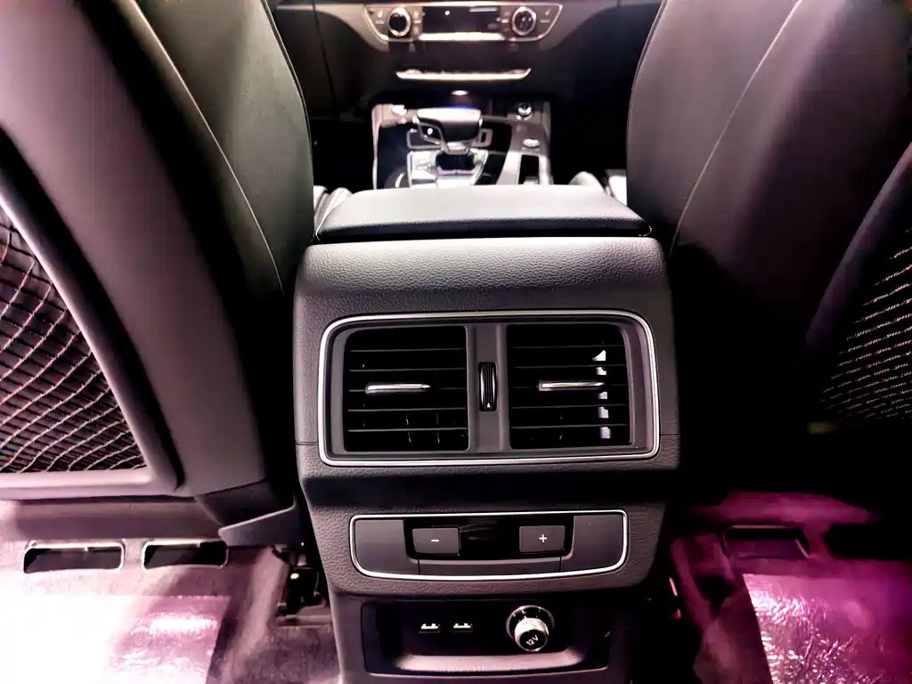 Audi Q5L — миниатюра 9