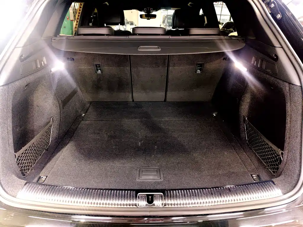 Audi Q5L — миниатюра 14