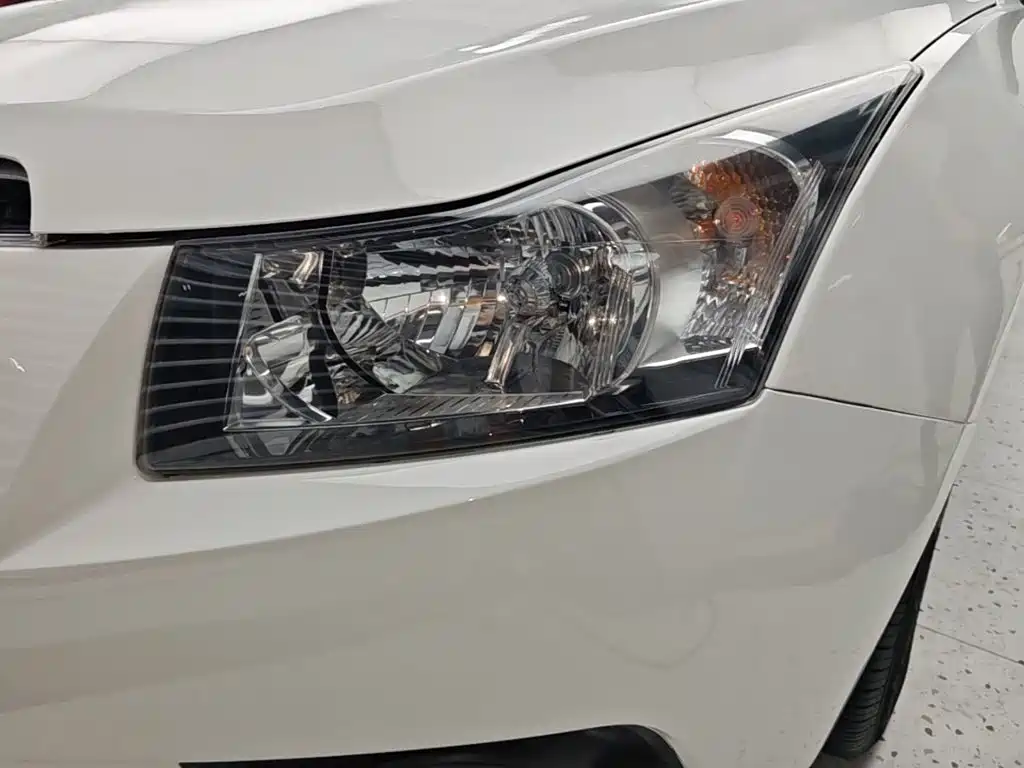 Chevrolet Cruze — миниатюра 24
