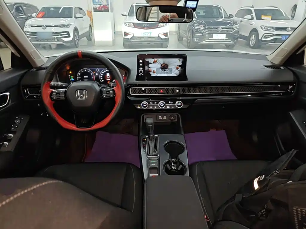 Honda Civic — миниатюра 10