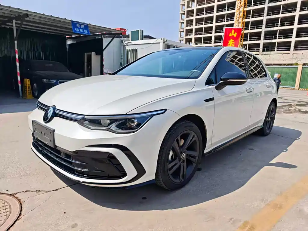 Volkswagen Golf 2022