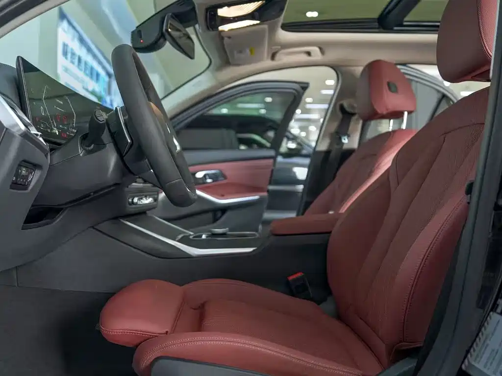BMW 3 Series — миниатюра 10
