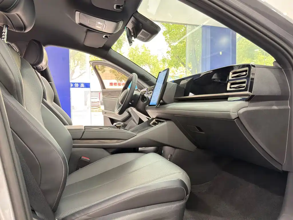 BYD Qin L — миниатюра 13