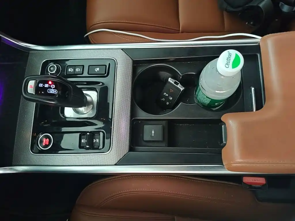Jaguar XEL — миниатюра 14