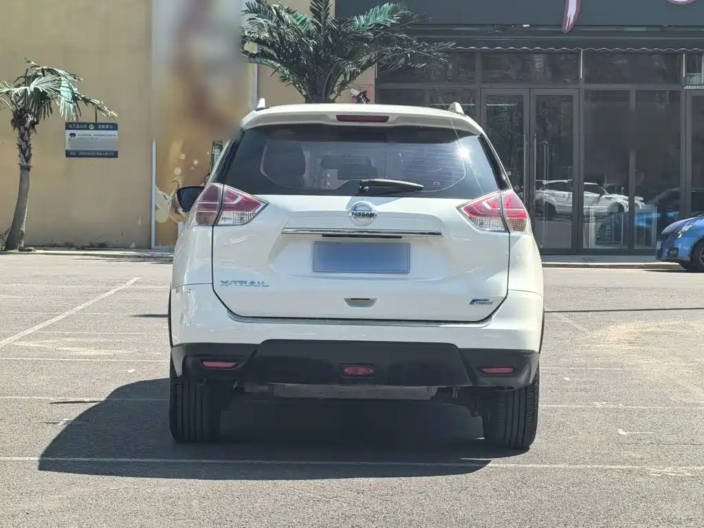 Nissan X-Trail — миниатюра 11