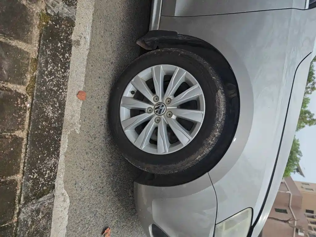 Volkswagen Sagitar — миниатюра 24