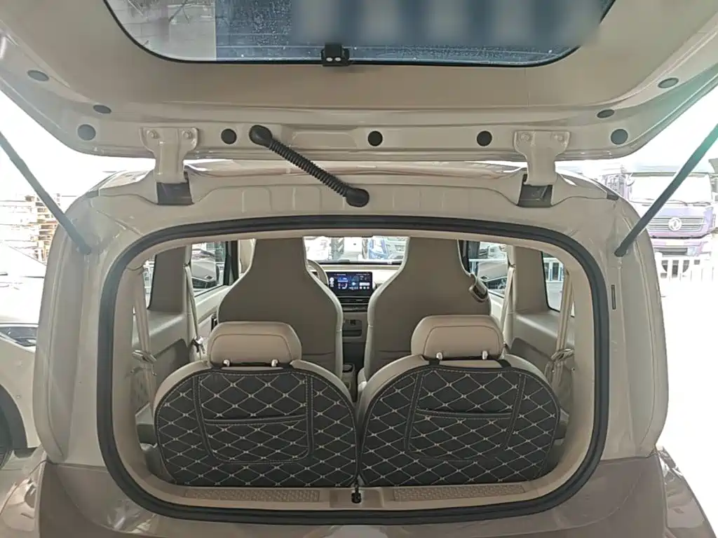 Baojun KiWi EV — миниатюра 19