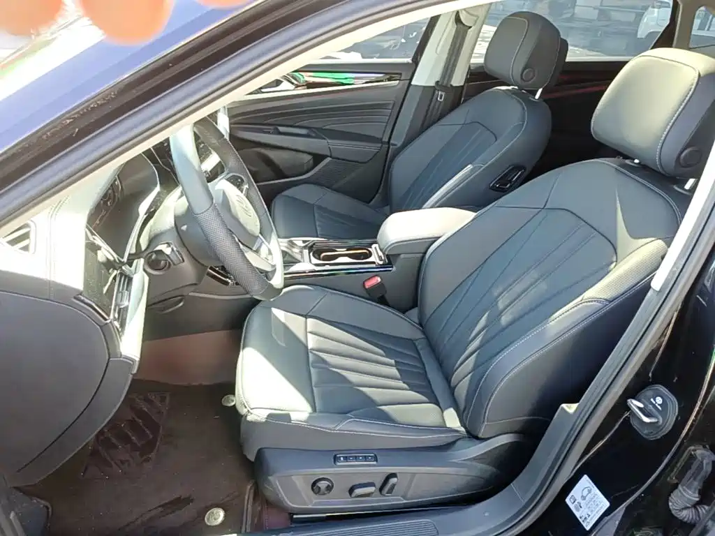 Volkswagen Passat — миниатюра 15