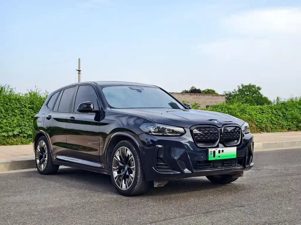 BMW iX3 — миниатюра 3