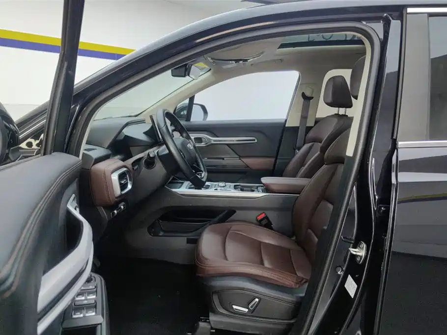 Geely Haoyue 2022 1.8TD DCT Luxury 7 мест